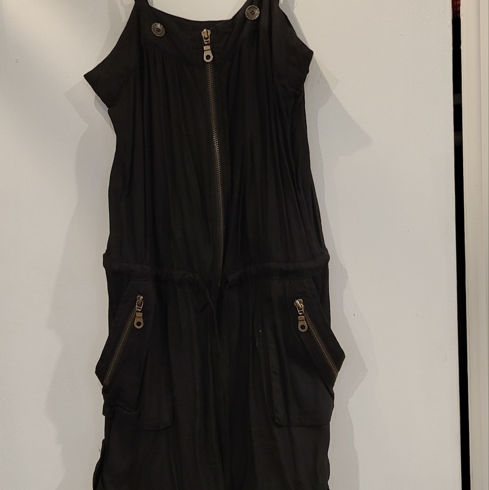 Romper - Picture 2 of 4